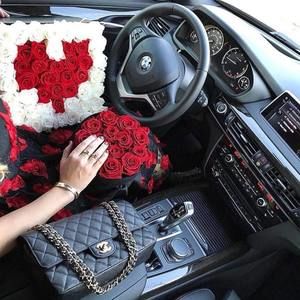 Meet your Posher, Acouasale